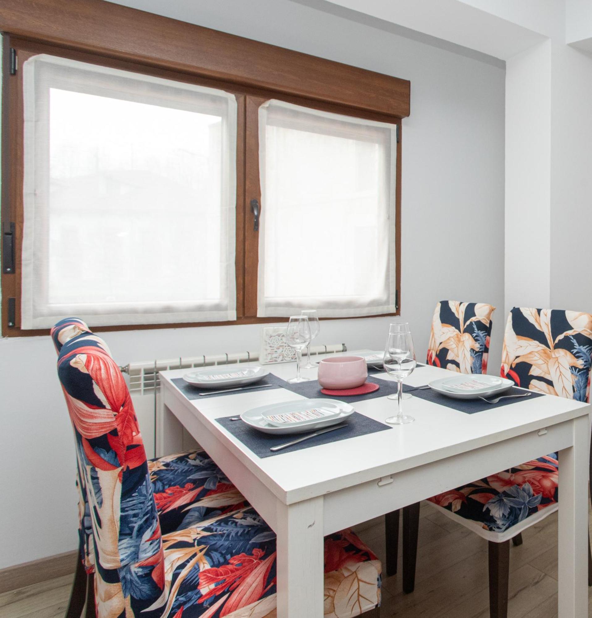 La Plaza De Cangas Apartamento Turistico Onís Exteriör bild