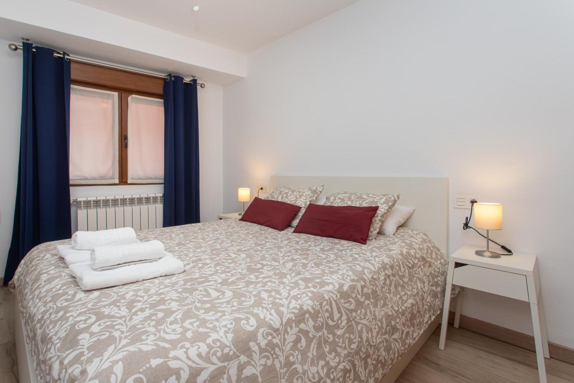 La Plaza De Cangas Apartamento Turistico Onís Exteriör bild